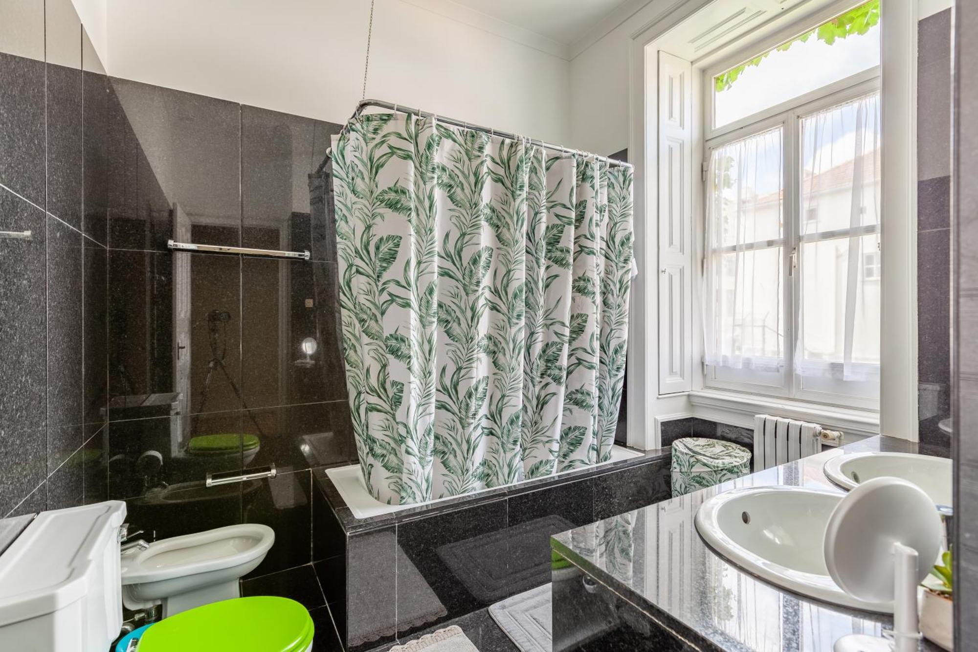 Sky Accommodations Coimbra Exterior photo